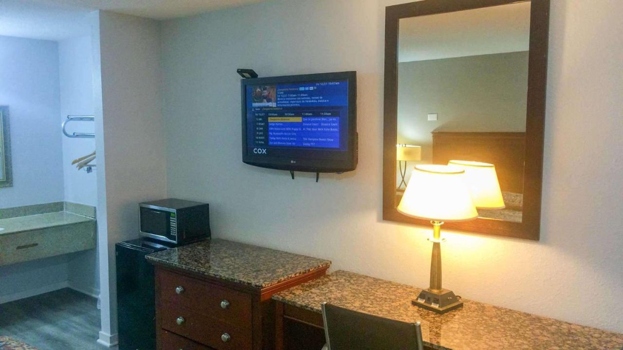 Motel 6 Newport News, Va - Fort Eustis Dış mekan fotoğraf