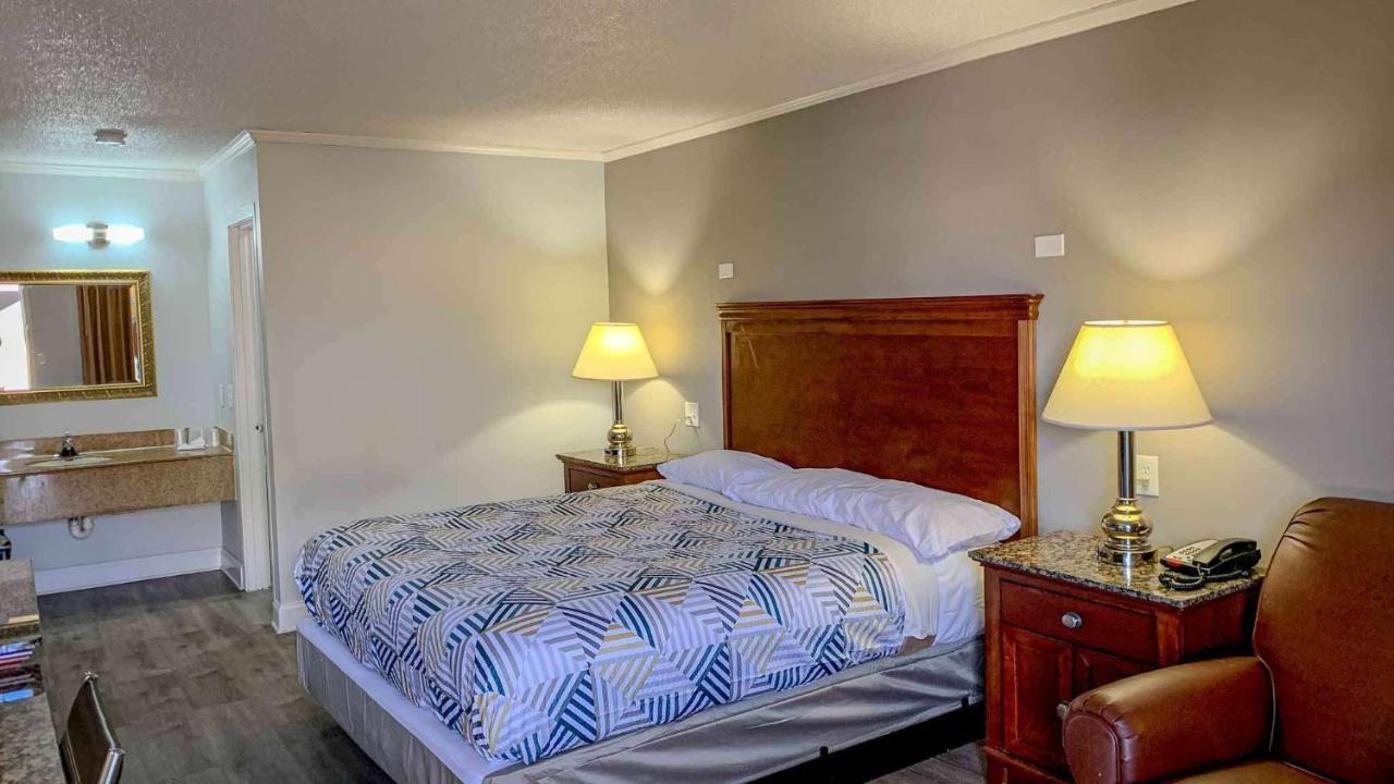 Motel 6 Newport News, Va - Fort Eustis Dış mekan fotoğraf